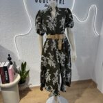 ΦΟΡΕΜΑ SERENA ΜΕ ΟΜΟΡΦΕΣ ΛΕΠΤΟΜΕΡΕΙΕΣ ΚΕΝΤΗΜΑΤΟΣ ONE SIZE  ΣΕ ΧΡΩΜΑ ΧΑΚΙ ΛΕΥΚΟ