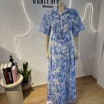 ΦΟΡΕΜΑ TIANA ΣΕ ΜΕ ΚΟΝΤΟ ΜΑΝΙΚΙ ΚΑΙ ΖΩΝΗ ΣΙΕΛ ΛΕΥΚΟ