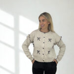 ΖΑΚΕΤΑ ESMERALDA ONE SIZE ΜΕ ΔΙΑΚΟΣΜΗΤΙΚΑ ΣΤΟΙΧΕΙΑ ΣΕ ΜΠΕΖ